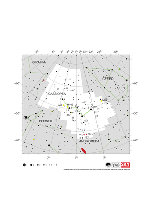 Cassiopea appare come una doppia U inclinata all'estremità sinistra di circa 45 gradi.